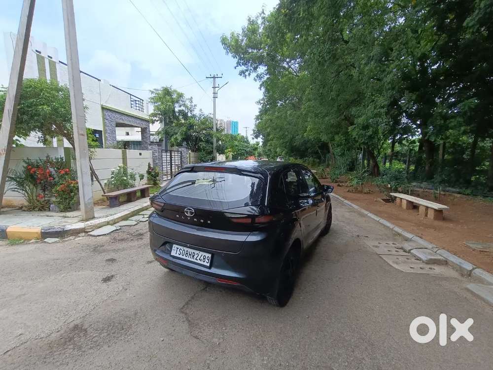 Tata Altroz Petrol 2021