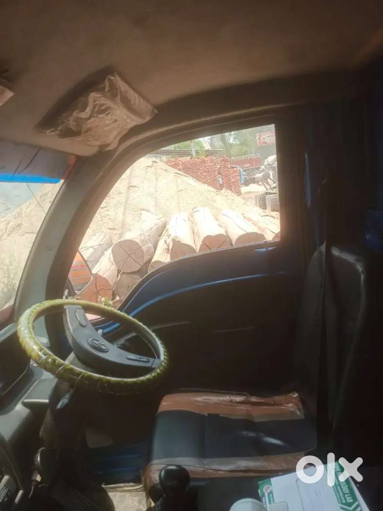 Tata Ace + Chota Hathi