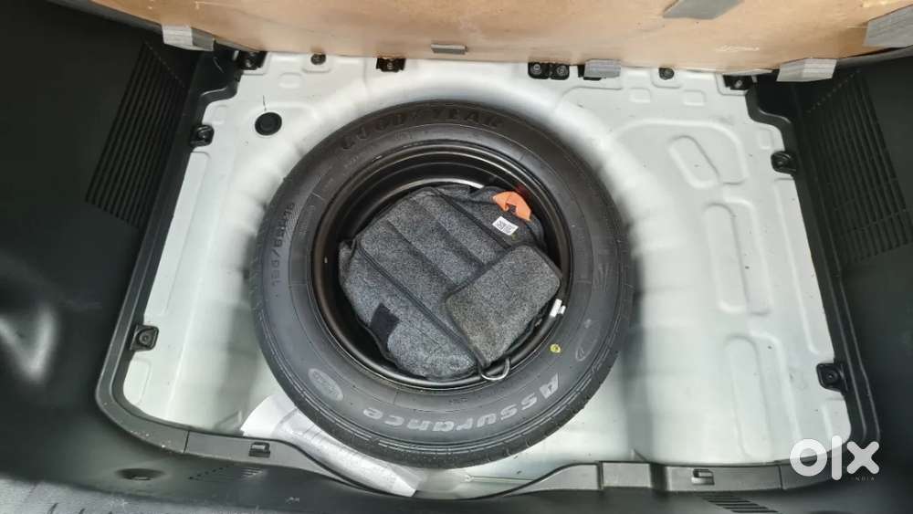 Hyundai Venue 1.0 Sx (o) Turbo Dct, 2023, Petrol