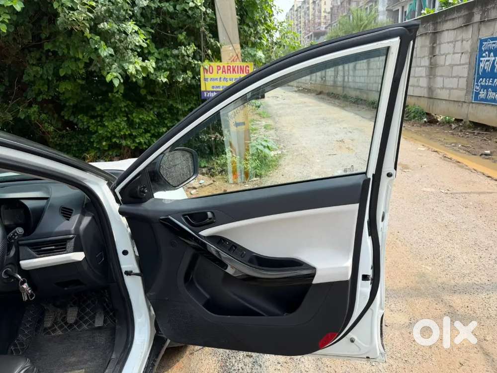 Tata Nexon Pure Plus Cng 2025
