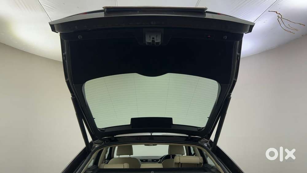 Skoda Superb Lk 1.8 Tsi At, 2020, Petrol