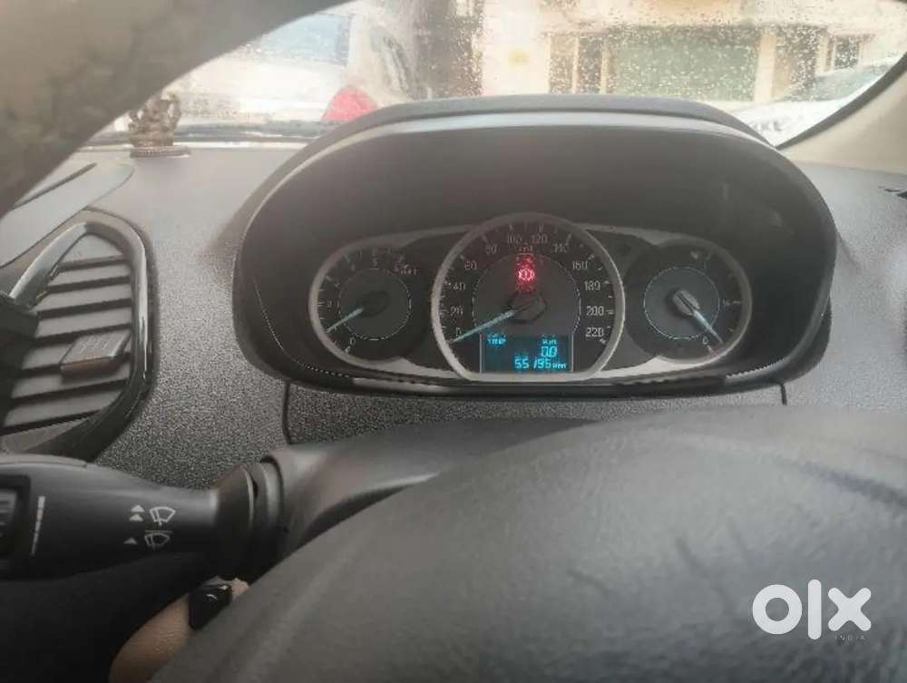 Ford Aspire Titatinium 2017