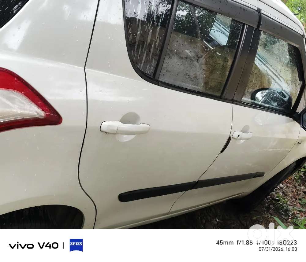 Maruti Suzuki Swift 2015