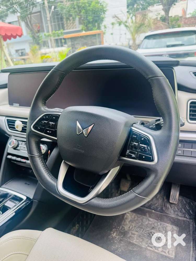 Mahindra Xuv700 Diesel 2023