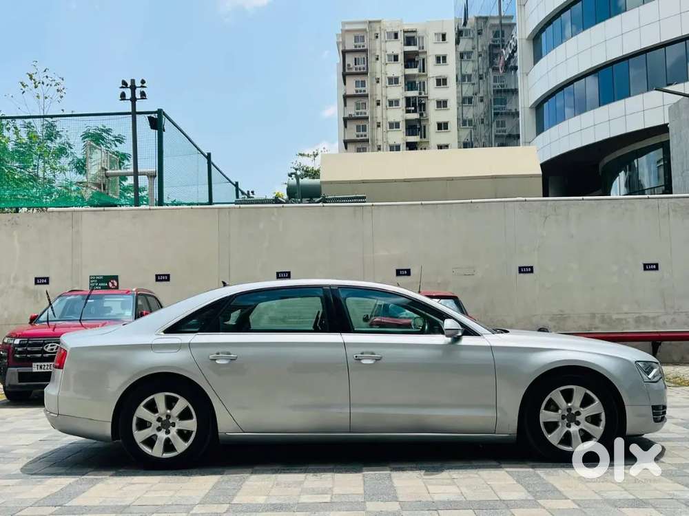 Audi A8 2014 Diesel 1,02,000 Km Driven