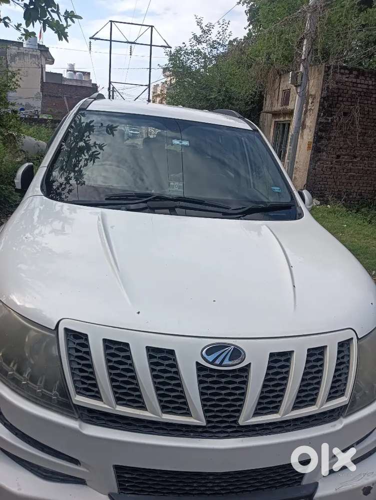 Mahindra Xuv500 2012 Diesel 130615 Km Driven