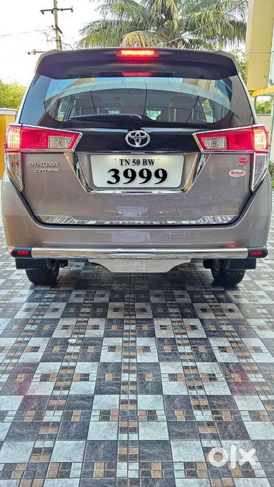Toyota Innova Crysta 2.4 G Plus Mt 7 Str, 2023, Diesel