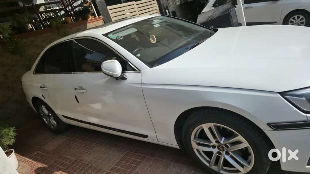 Audi A4 2022 Petrol (warranty Upto 2027)