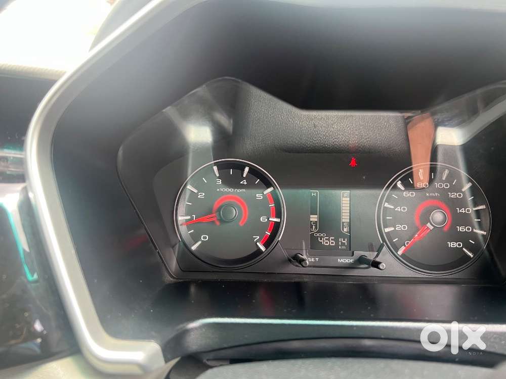 Kuv100 Excellent Condition