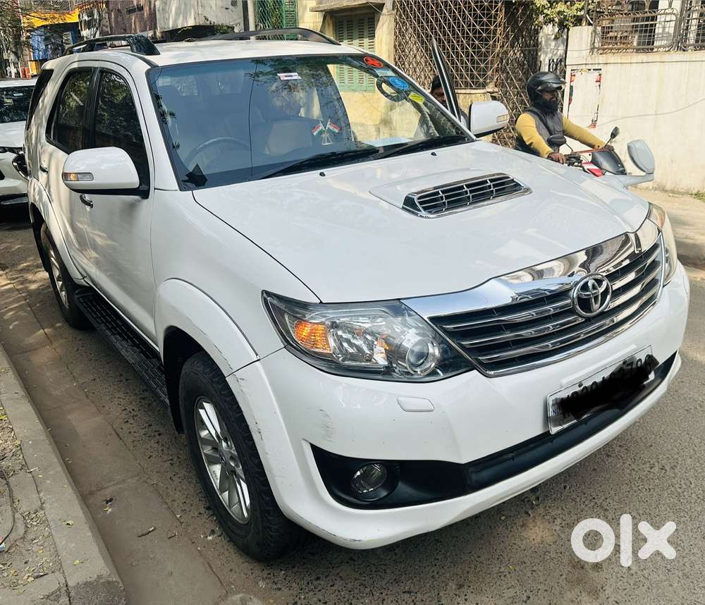 Toyota Fortuner 2011-2016 4x2 At, 2014, Diesel
