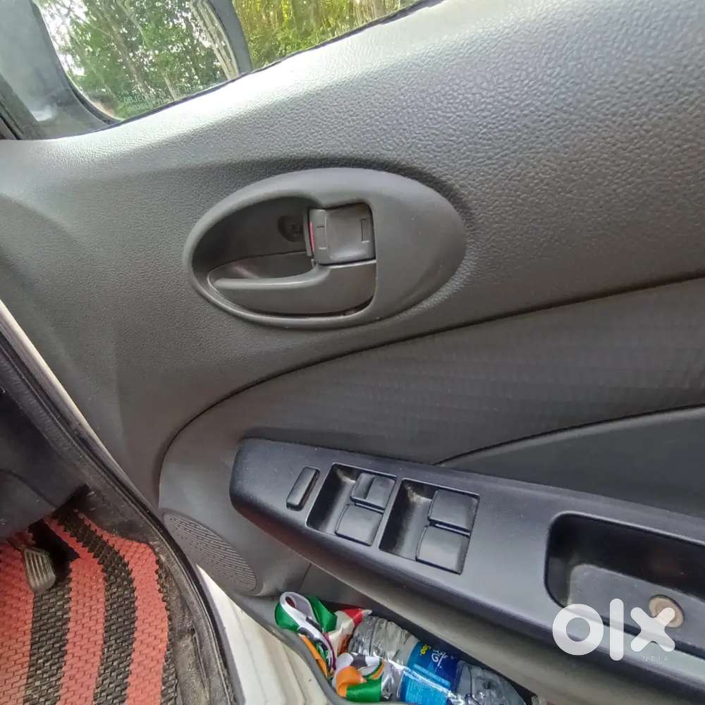 Toyota Etios 2012 Petrol 90000 Km Driven