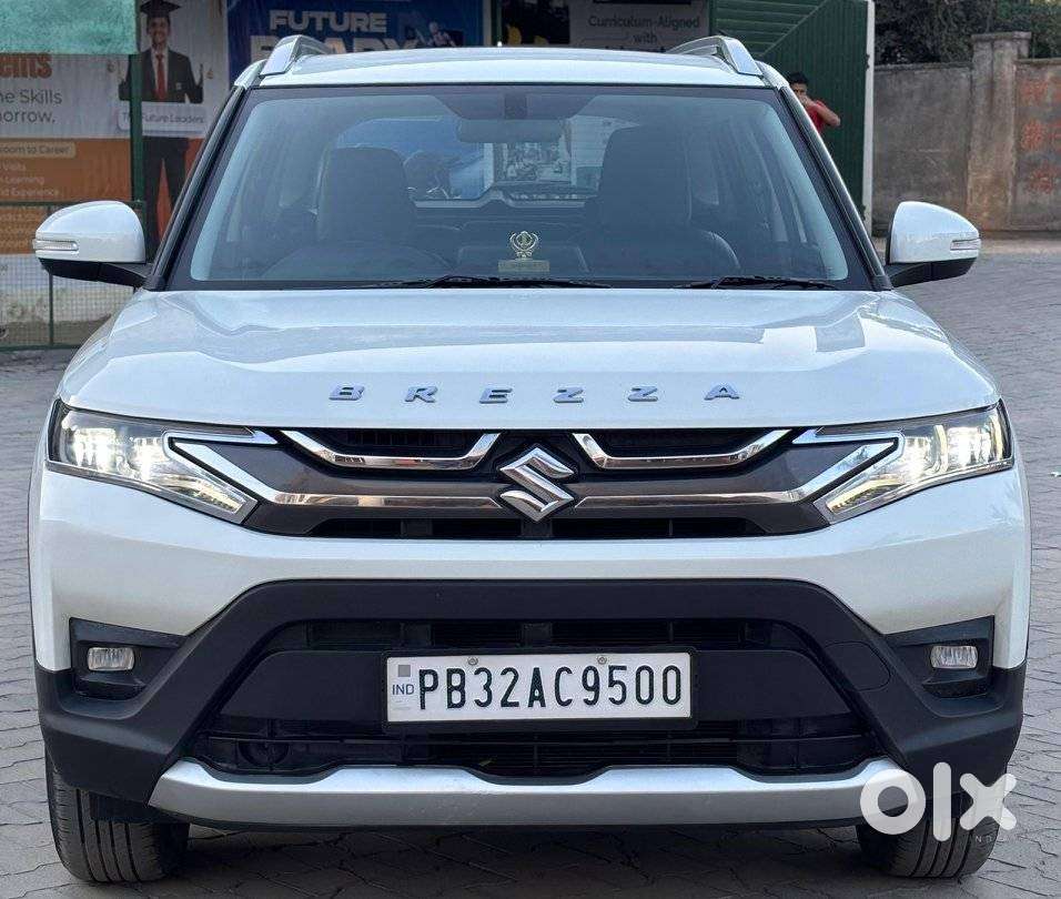 Maruti Suzuki Brezza, 2023, Petrol