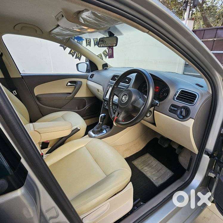 Volkswagen Vento 1.2 Tsi Highline Plus At, 2011, Petrol