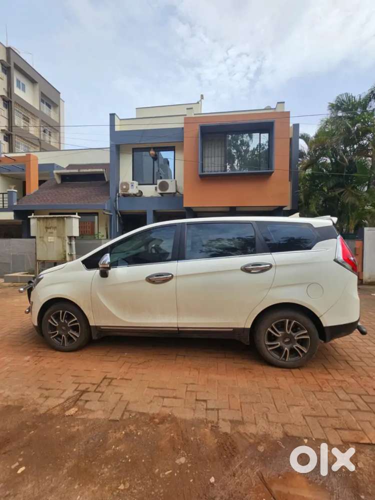 Mahindra Marazzo Top Of The Line 2019 Mfg & Regd