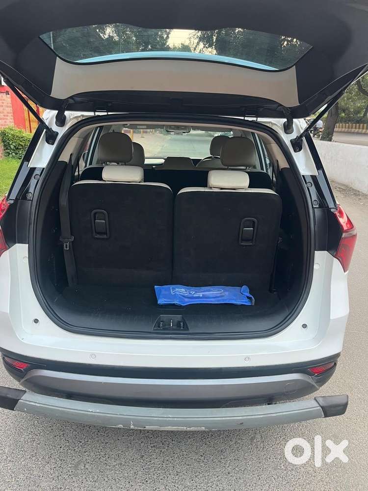 Mahindra Xuv700 2.2 Ax 7 Diesel Mt Str, 2023, Diesel