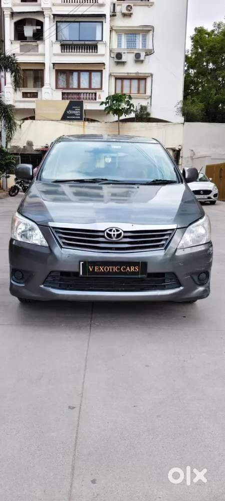 Toyota Innova 2.5 Gx 8 Str Bsiv, 2012, Diesel