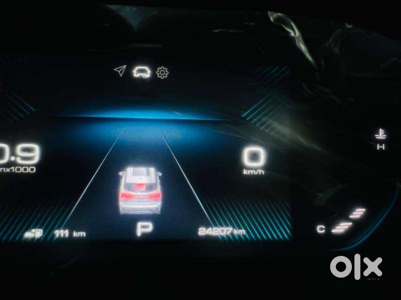 Mg Hector Plus Sharp Pro 1.5 Turbo Petrol Cvt 7 Str, 2023, Petrol