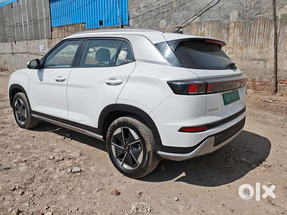 Creta Ev 42kw 9900 Driven 10month Old Showroom Condition