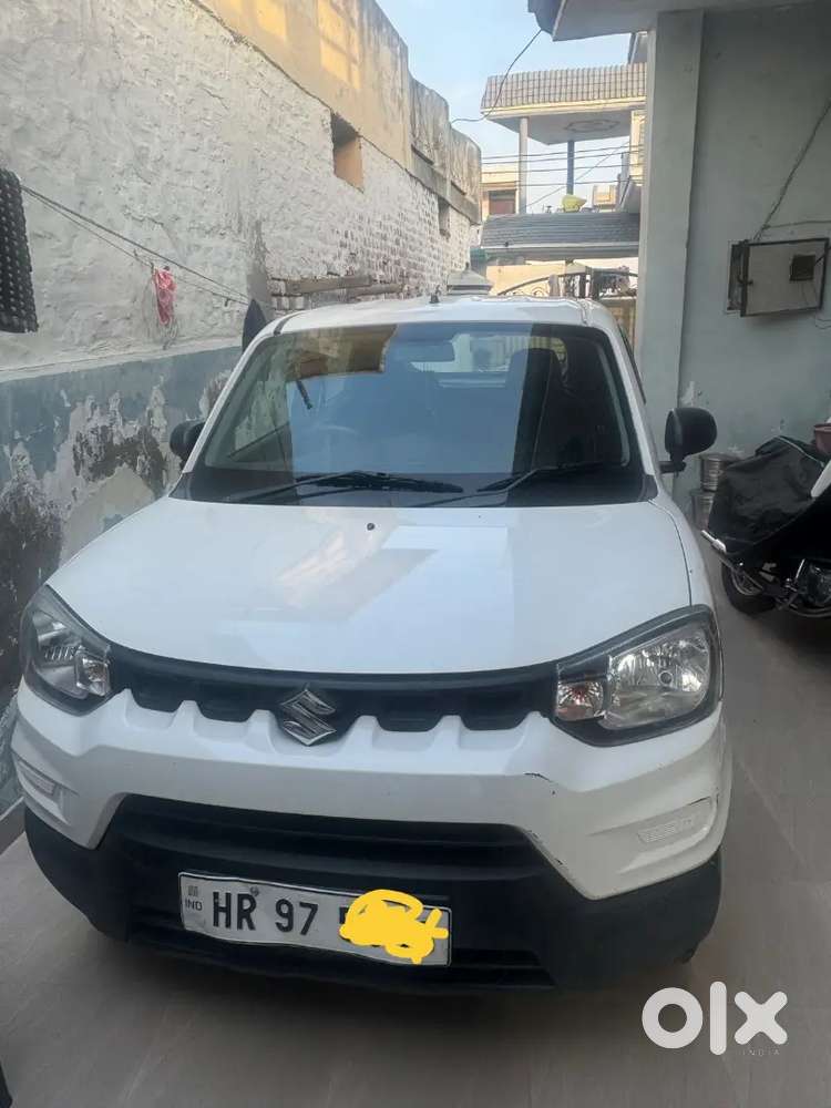 Maruti Suzuki S-presso 2021 Petrol Well Maintained.