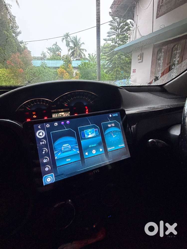 Toyota Etios Cross 2015