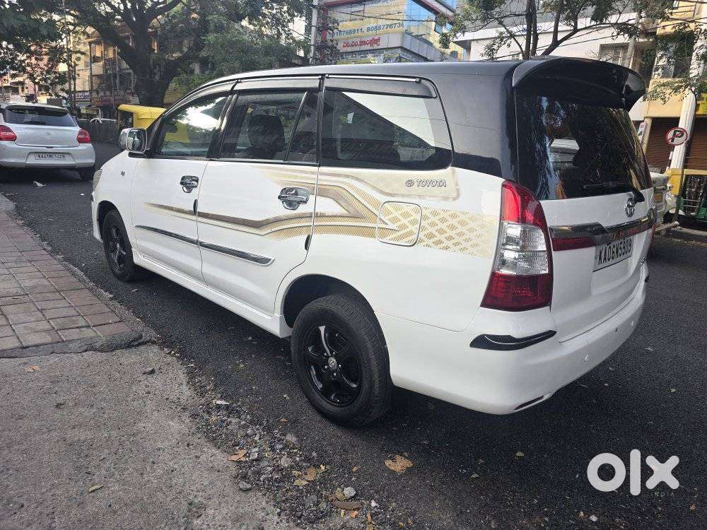 Toyota Innova 2.5 V 7 Str, 2013, Diesel