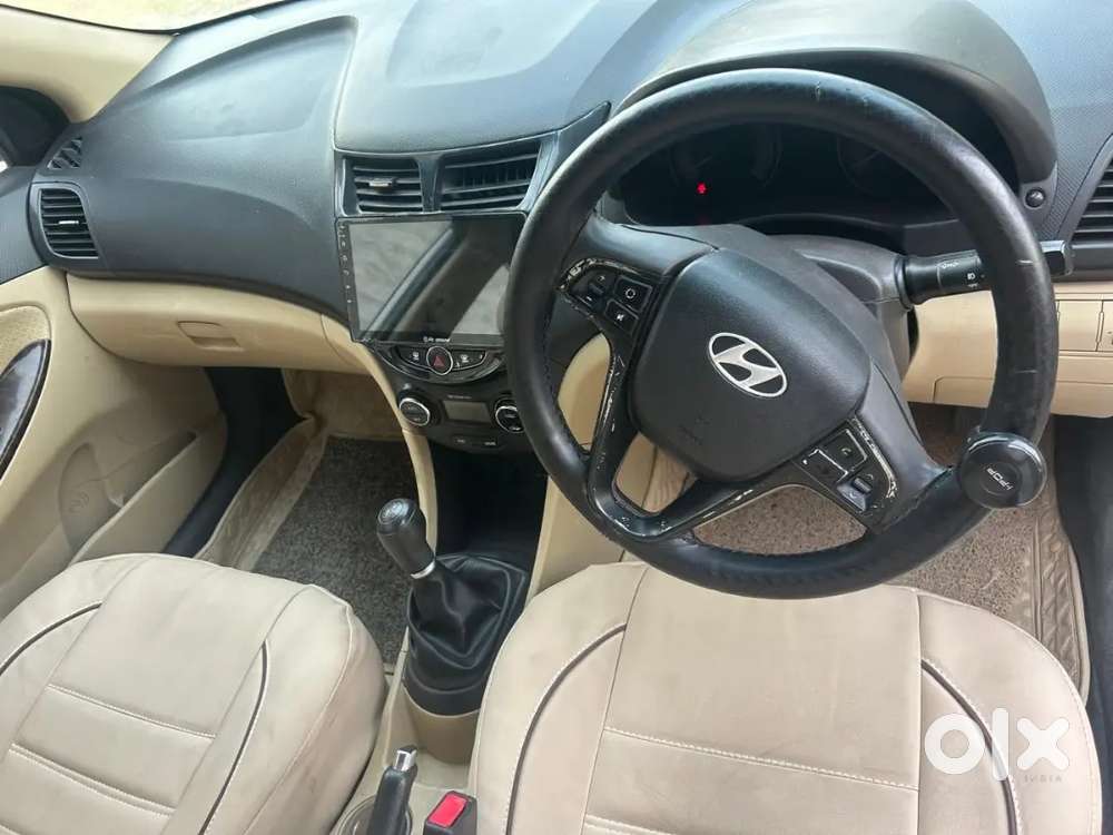 Hyundai New Verna 2015 Diesel 200000 Km Driven