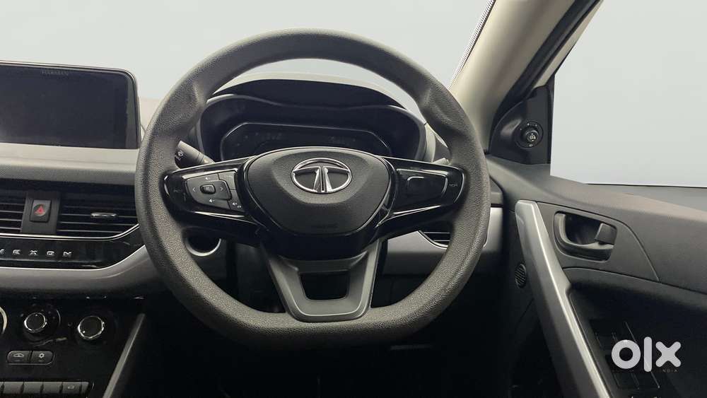 Tata Nexon 1.2 Revotron Xm (s), 2022, Petrol