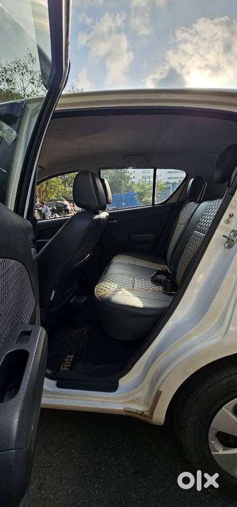Maruti Suzuki Ritz Vxi, 2014, Petrol