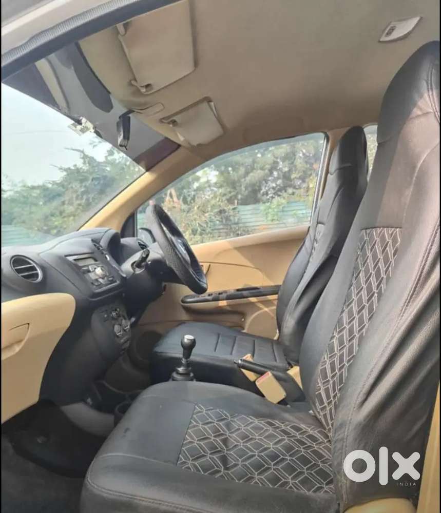 Honda Amaze 2015 Petrol Well Maintained