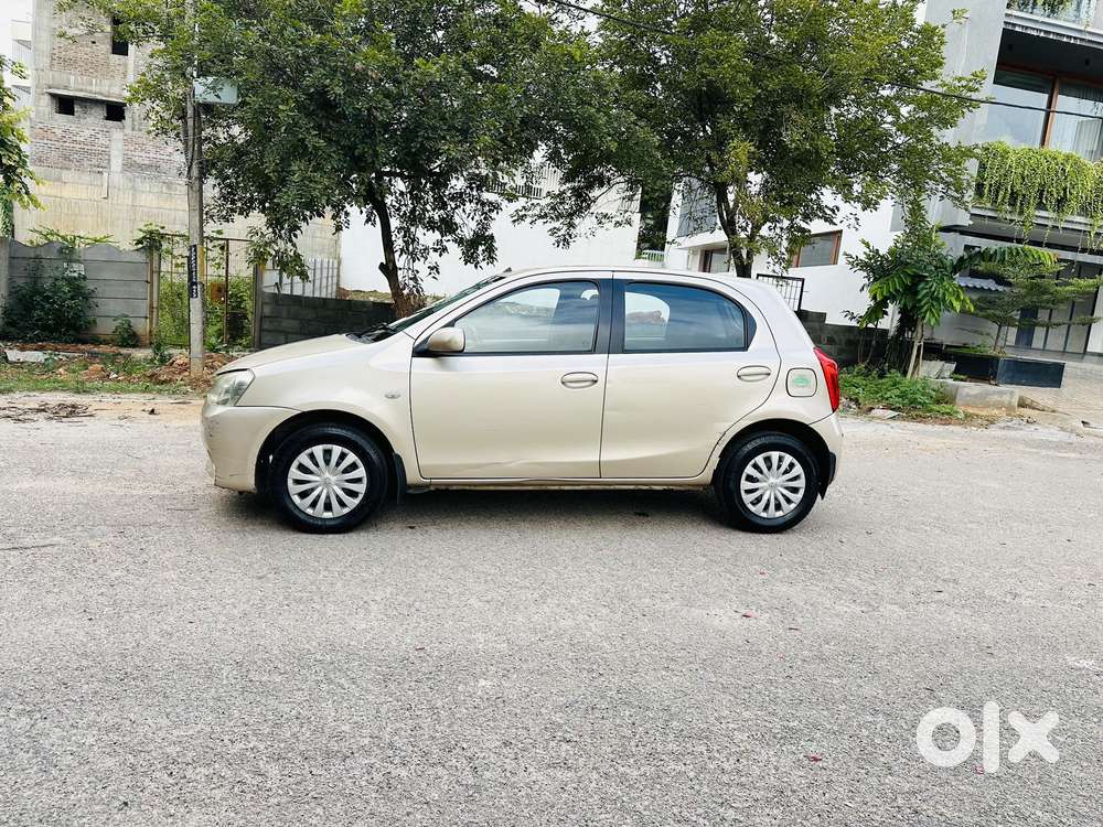 Toyota Etios Liva G Xclusive Edition, 2011, Petrol