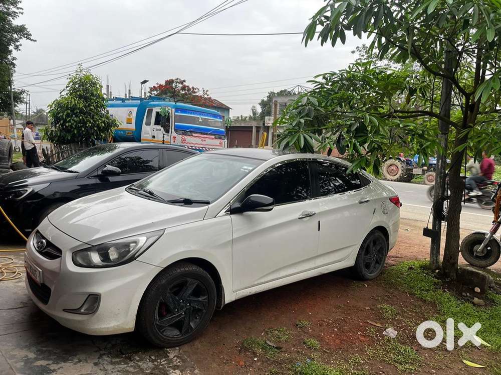 Hyundai Verna 2015 Petrol Well Maintained