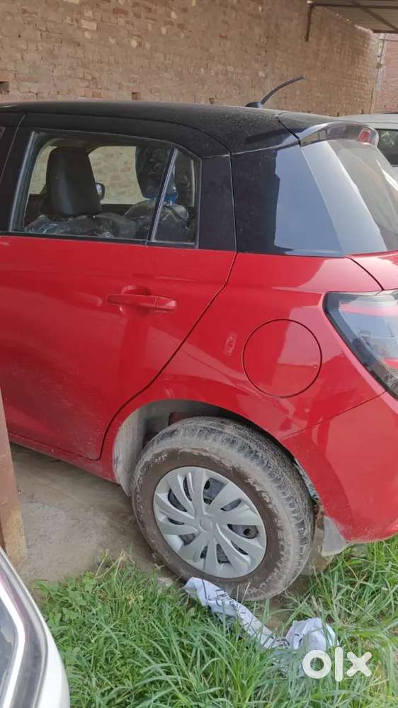 Maruti Suzuki Swift Vxi 2025