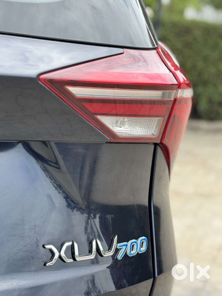 Mahindra Xuv700 2.2 Mx Diesel Mt 5 Str, 2023, Diesel