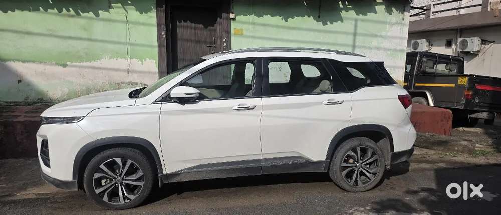 Mg Hector Plus 2023 Waiting For You