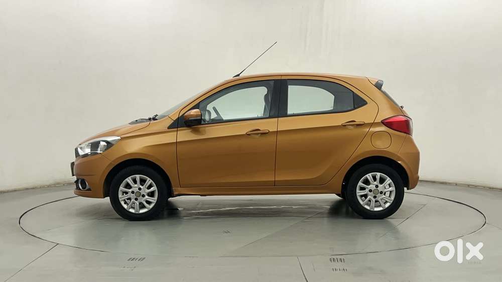 Tata Tiago Xza, 2017, Petrol