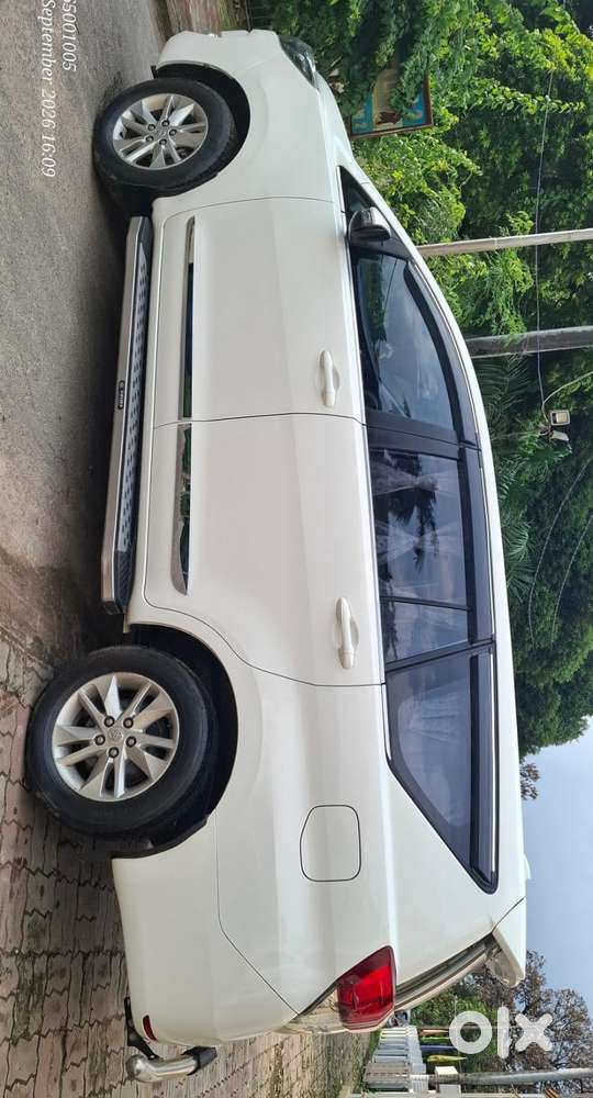 Toyota Innova Crysta 2.4 Gx Mt, 2023, Diesel