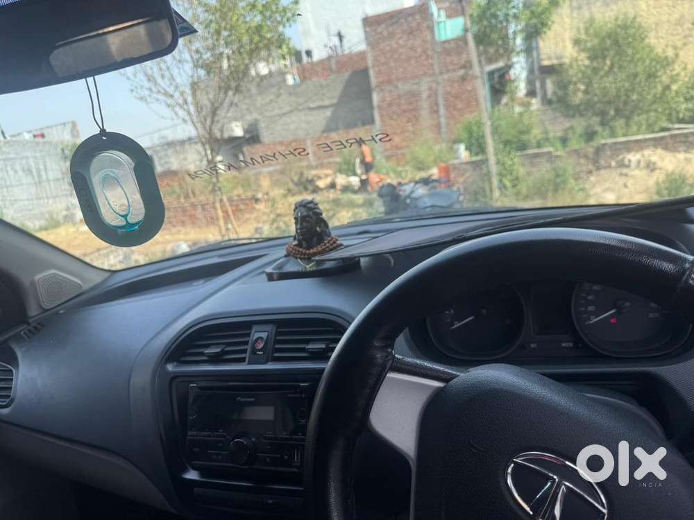 Tata Tiago 2017 Petrol Well Maintained