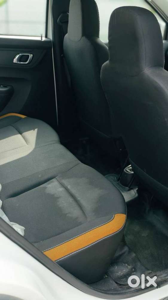 Renault Kwid Rxt Amt Climber (automatic), 2023, Petrol