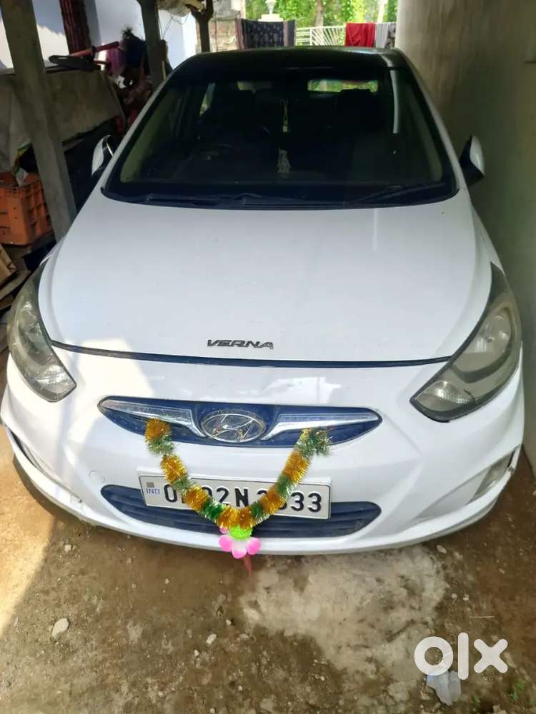 Hyundai Verna Crdi 2014.