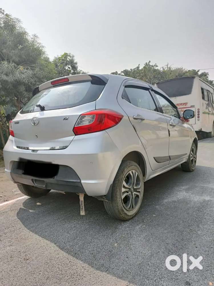 Tata Tiago Petrol 1.2 Revotron 2019
