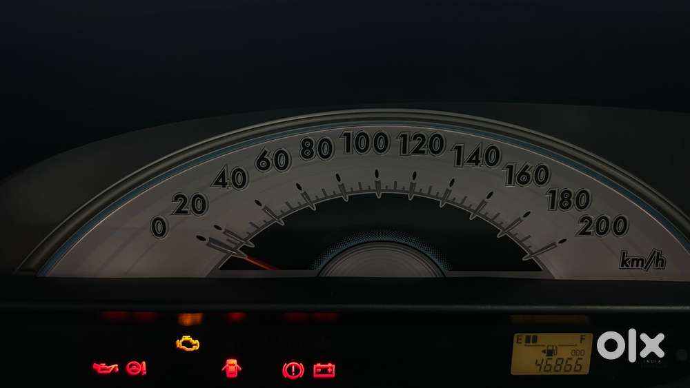 Toyota Etios, 2011, Petrol