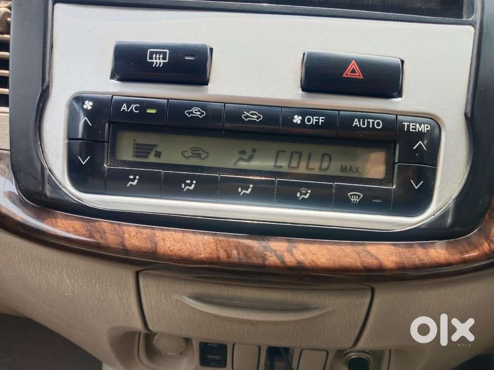 Toyota Innova 2.5 V 7 Str, 2014, Diesel