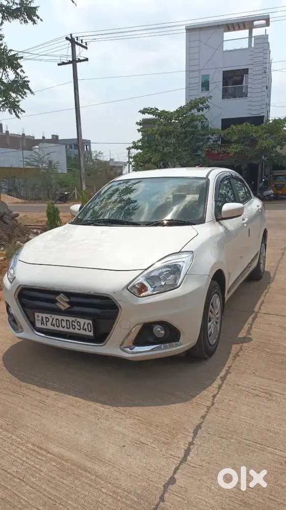 Showroom Track Condition Vehicle