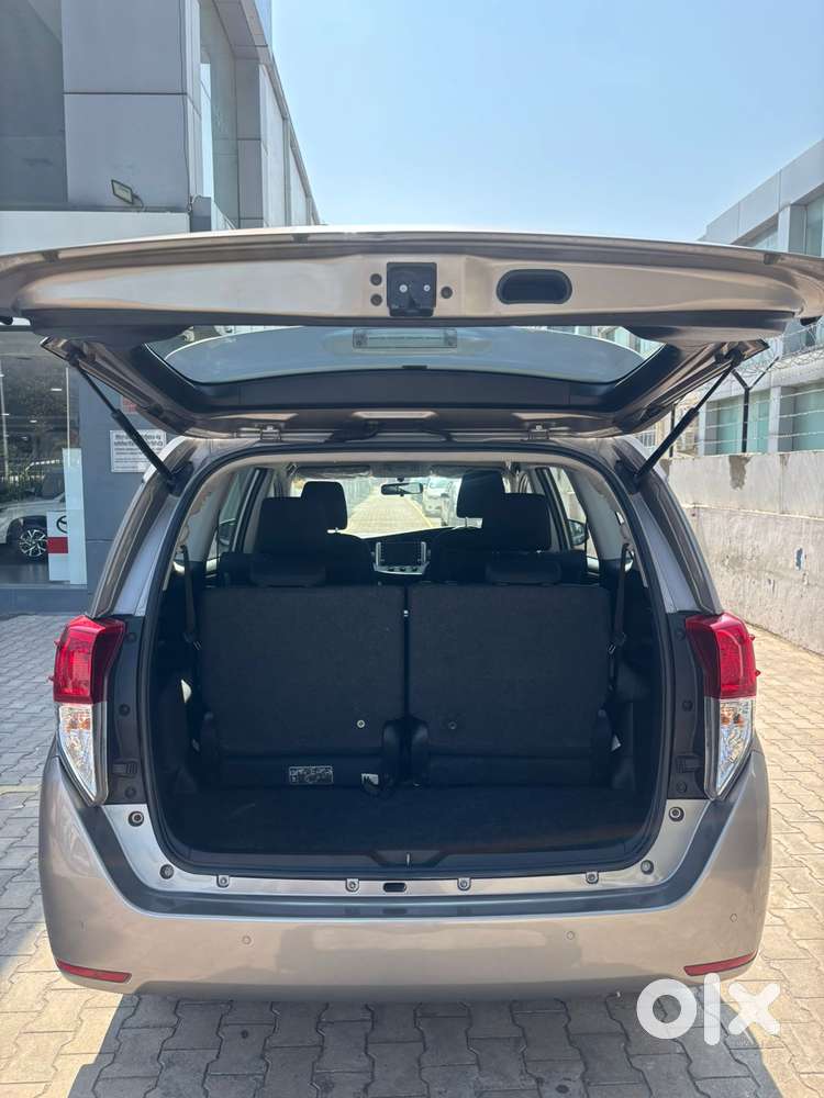 Toyota Innova Crysta 2.4 G Mt, 2021, Diesel