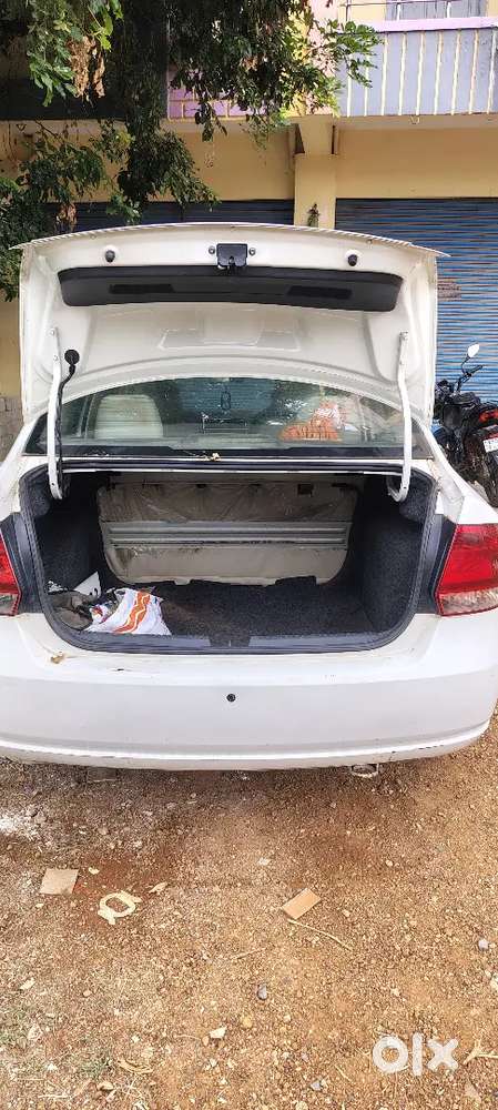 Volkswagen Vento Diesel Manual 2011 Highline