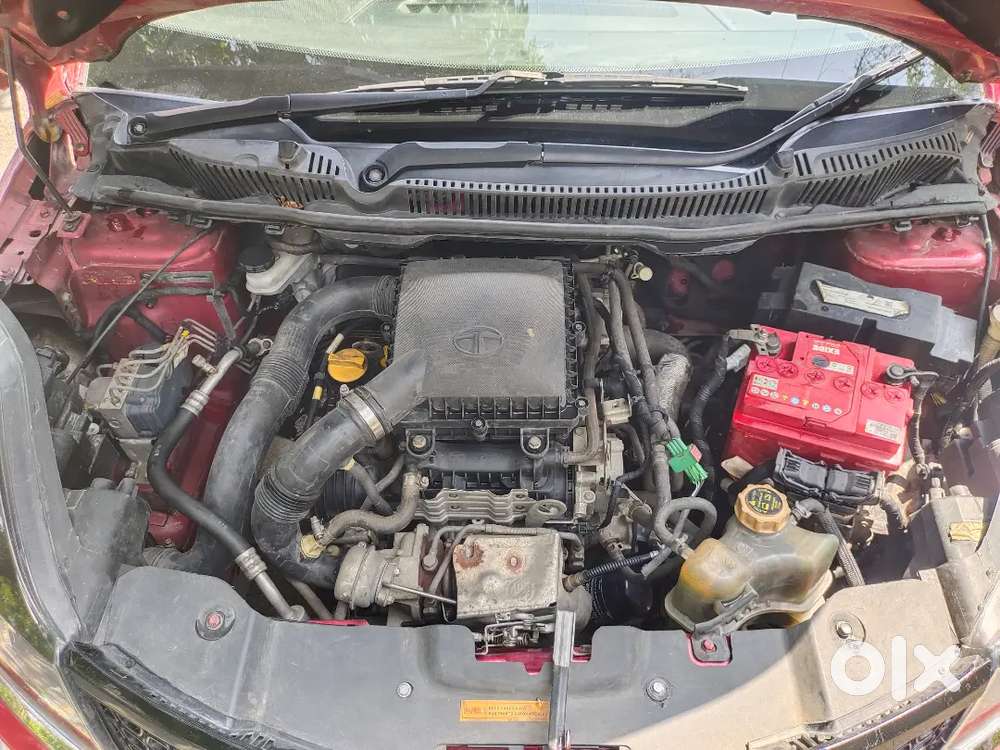 Nexon 2018 Petrol 51000 Km Driven New Tyar New Battery All Original