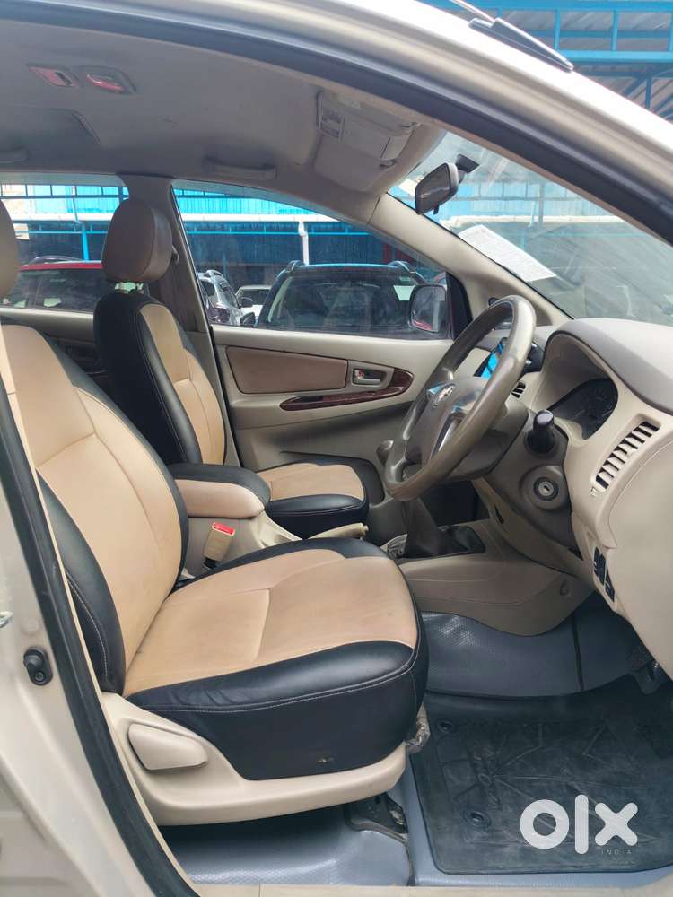 Toyota Innova 2.5 Gx 7 Str Bs-iii, 2014, Diesel