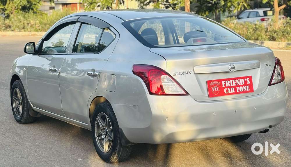 Nissan Sunny Xv, 2013, Petrol