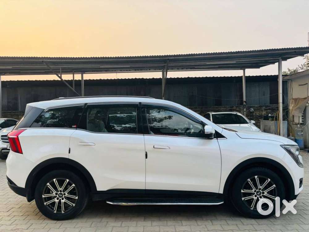 Mahindra Xuv700 2.2 Ax 7 Diesel Mt Luxury Pack Str, 2023, Diesel