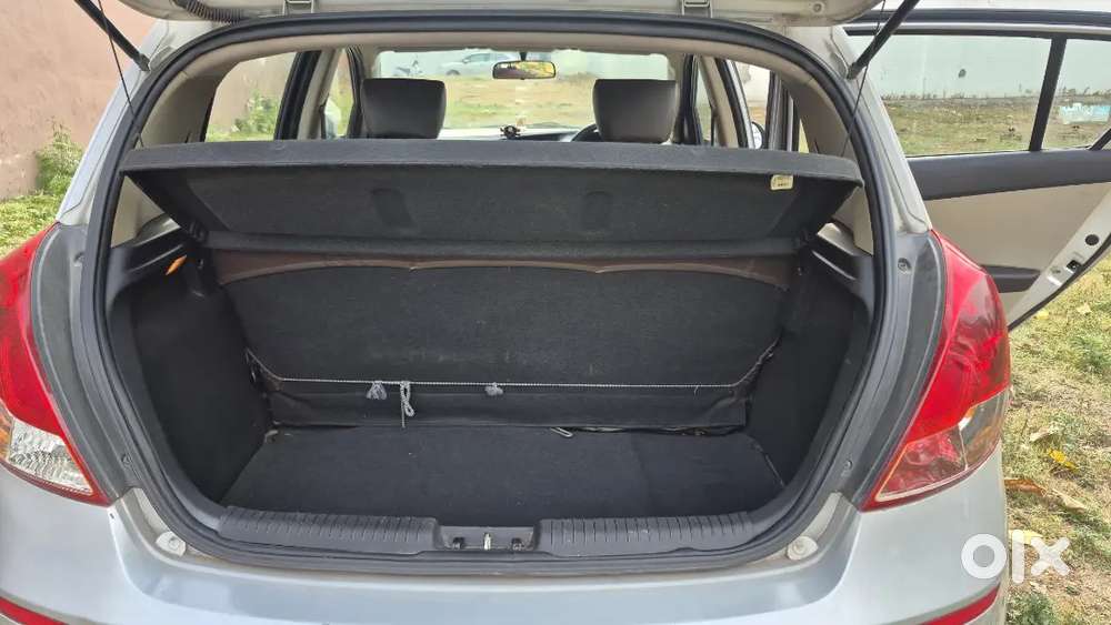 Colour Silver Metallic